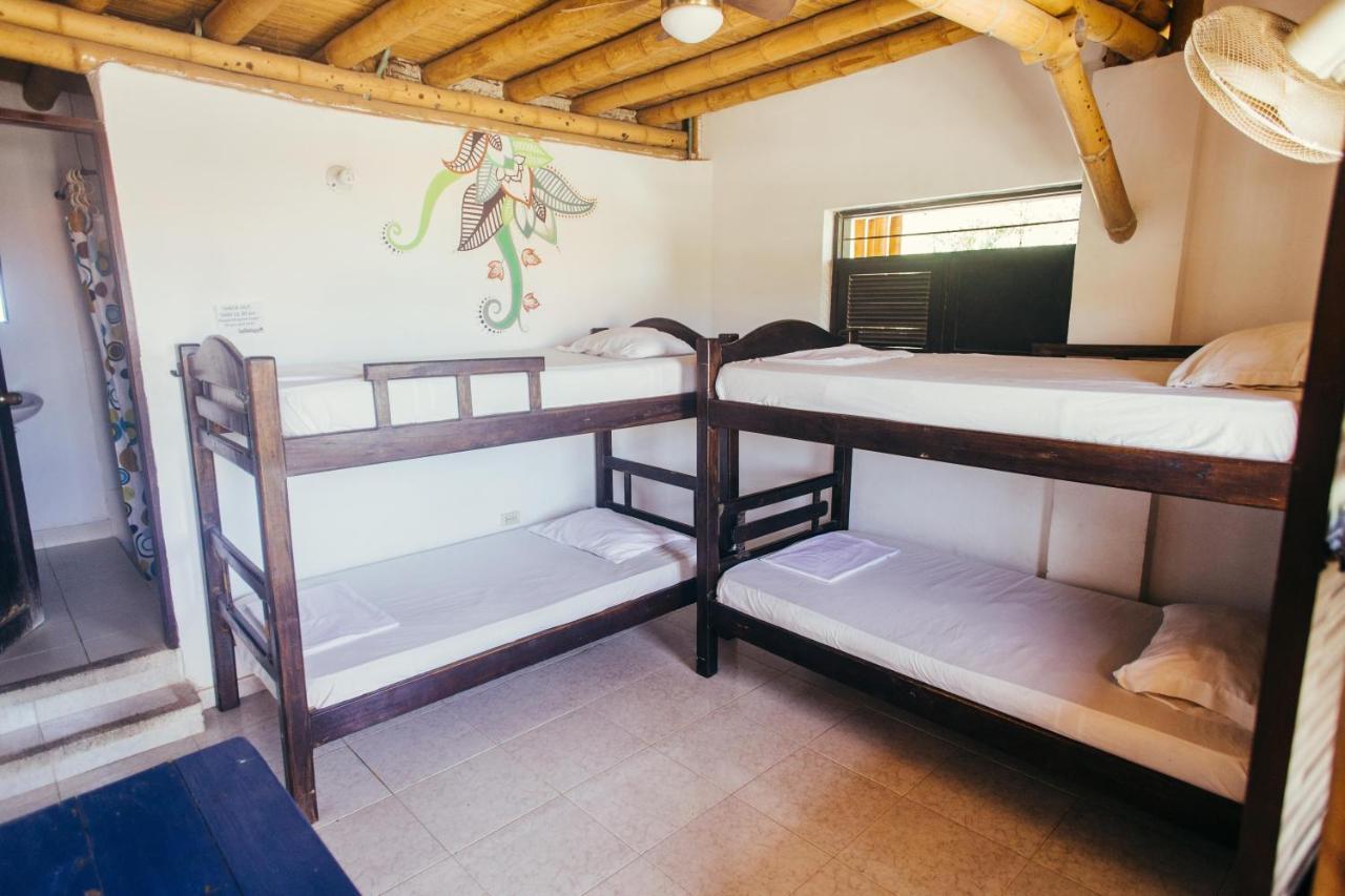 La Tortuga Hostel Taganga Exterior photo