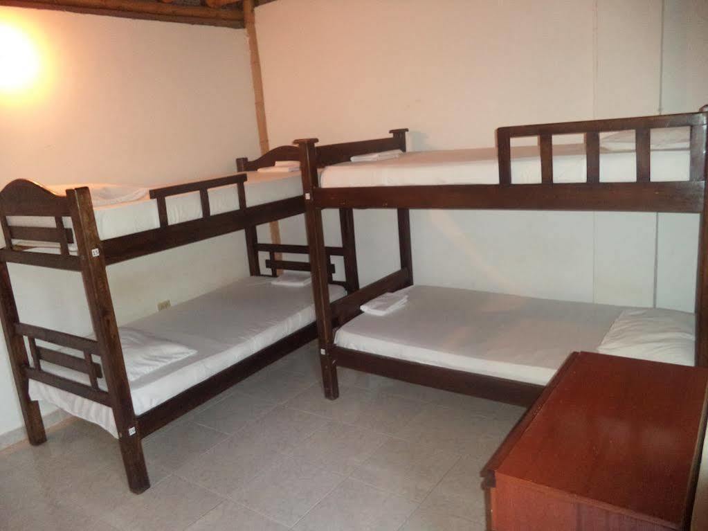 La Tortuga Hostel Taganga Exterior photo